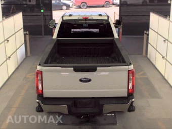 2025 Ford Super Duty F-350 XLT Crew Cab Long Bed - miniatura 5