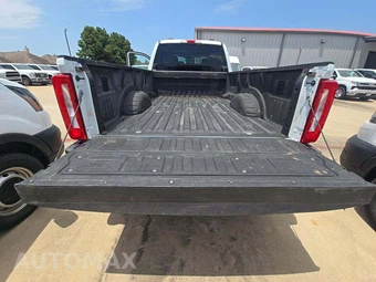 2025 Ford Super Duty F-350 XLT Crew Cab Long Bed - miniatura 14