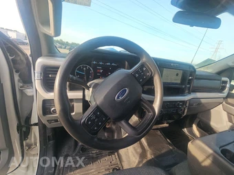 2025 Ford Super Duty F-350 XLT Crew Cab Long Bed DRW - miniatura 11