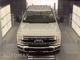 2025 Ford Super Duty F-350 XLT Crew Cab Long Bed DRW - miniatura 2