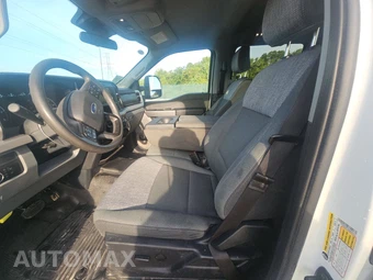 2025 Ford Super Duty F-350 XLT Crew Cab Long Bed DRW - miniatura 7