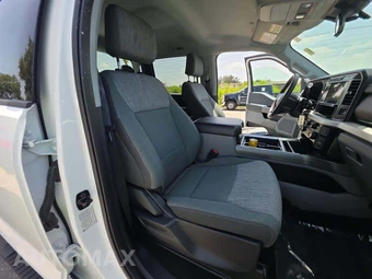 2025 Ford Super Duty F-350 XLT Crew Cab Long Bed DRW - miniatura 18