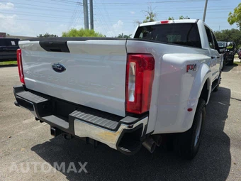 2025 Ford Super Duty F-350 XLT Crew Cab Long Bed DRW - miniatura 3