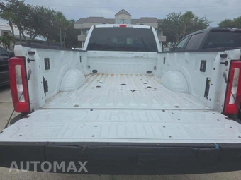 2025 Ford Super Duty F-350 XLT Crew Cab Long Bed DRW - miniatura 14