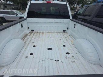 2025 Ford Super Duty F-350 XLT Crew Cab Long Bed DRW - miniatura 22