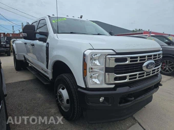2025 Ford Super Duty F-350 XLT Crew Cab Long Bed DRW - miniatura 4