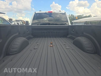 2025 Ford Super Duty F-350 XLT Crew Cab Long Bed DRW - miniatura 17