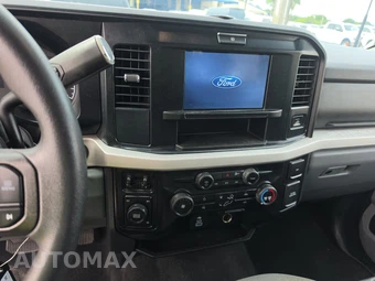 2025 Ford Super Duty F-350 XLT Crew Cab Long Bed DRW - miniatura 11
