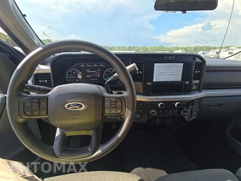 2025 Ford Super Duty F-350 XLT Crew Cab Long Bed DRW - miniatura 11