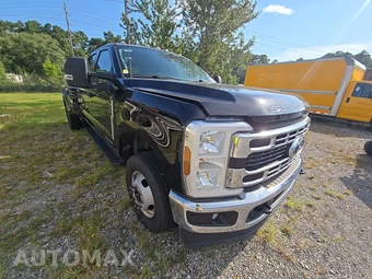 2025 Ford Super Duty F-350 XLT Crew Cab Long Bed DRW - miniatura 3