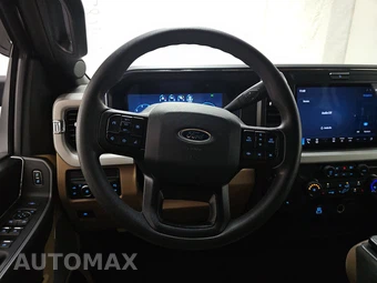 2025 Ford Super Duty F-350 XLT Crew Cab Medium Bed - miniatura 10
