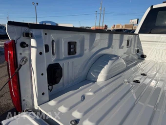 2025 Ford Super Duty F-450 King Ranch Crew Cab Long Bed DRW - miniatura 52