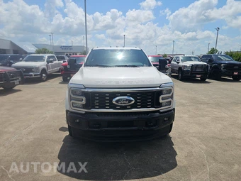2025 Ford Super Duty F-450 King Ranch Crew Cab Long Bed DRW - miniatura 2