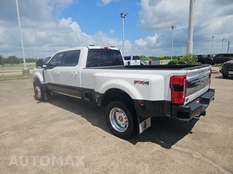 2025 Ford Super Duty F-450 King Ranch Crew Cab Long Bed DRW - miniatura 6