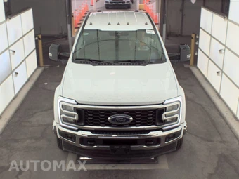 2025 Ford Super Duty F-450 LARIAT Crew Cab Long Bed DRW - miniatura 2