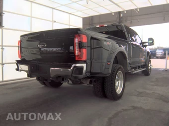 2025 Ford Super Duty F-450 LARIAT Crew Cab Long Bed DRW - miniatura 4