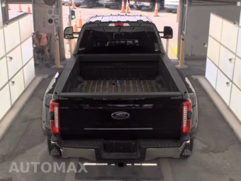 2025 Ford Super Duty F-450 LARIAT Crew Cab Long Bed DRW - miniatura 5