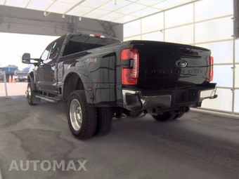 2025 Ford Super Duty F-450 LARIAT Crew Cab Long Bed DRW - miniatura 6