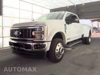 2025 Ford Super Duty F-450 LARIAT Crew Cab Long Bed DRW