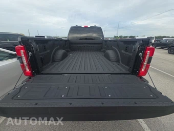 2025 Ford Super Duty F-450 LARIAT Crew Cab Long Bed DRW - miniatura 16