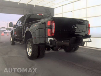 2025 Ford Super Duty F-450 LARIAT Crew Cab Long Bed DRW - miniatura 6