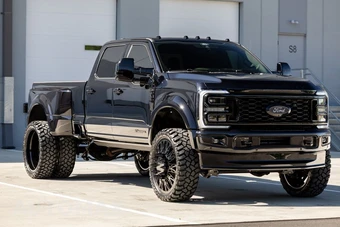 2025 Ford Super Duty F-450 Platinum Crew Cab Long Bed DRW - miniatura 20