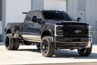 2025 Ford Super Duty F-450 Platinum Crew Cab Long Bed DRW - miniatura 21