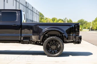 2025 Ford Super Duty F-450 Platinum Crew Cab Long Bed DRW - miniatura 23
