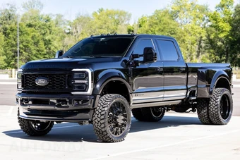 2025 Ford Super Duty F-450 Platinum Crew Cab Long Bed DRW - miniatura 32