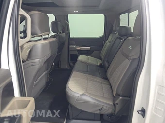 2025 Ford Super Duty F-450 Platinum Crew Cab Long Bed DRW - miniatura 13