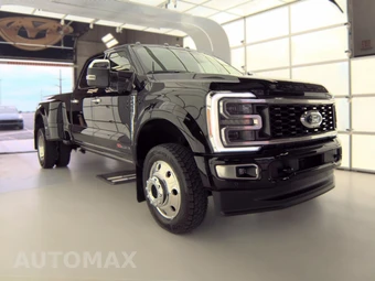 2025 Ford Super Duty F-450 Platinum Crew Cab Long Bed DRW - miniatura 3