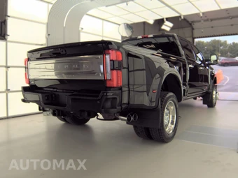 2025 Ford Super Duty F-450 Platinum Crew Cab Long Bed DRW - miniatura 4