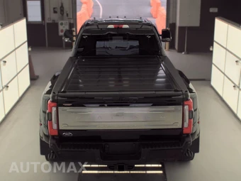 2025 Ford Super Duty F-450 Platinum Crew Cab Long Bed DRW - miniatura 5