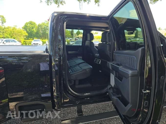 2025 Ford Super Duty F-450 Platinum Crew Cab Long Bed DRW - miniatura 16