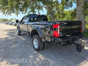 2025 Ford Super Duty F-450 Platinum Crew Cab Long Bed DRW - miniatura 2