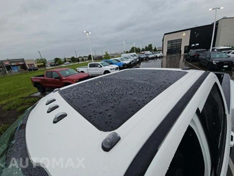 2025 Ford Super Duty F-450 Platinum Crew Cab Long Bed DRW - miniatura 12