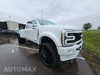 2025 Ford Super Duty F-450 Platinum Crew Cab Long Bed DRW - miniatura 4