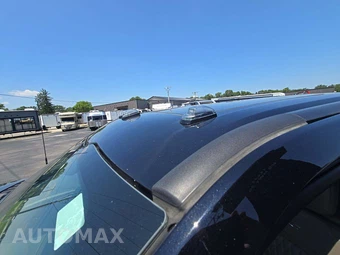 2025 Ford Super Duty F-450 Platinum Crew Cab Long Bed DRW - miniatura 12