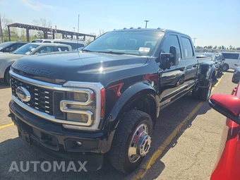 2025 Ford Super Duty F-450 Platinum Crew Cab Long Bed DRW