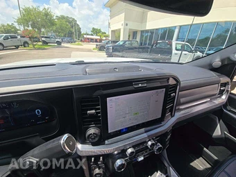 2025 Ford Super Duty F-450 Platinum Crew Cab Long Bed DRW - miniatura 10