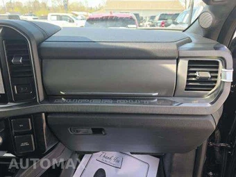 2025 Ford Super Duty F-450 Platinum Crew Cab Long Bed DRW - miniatura 19