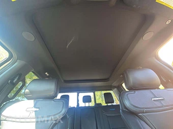 2025 Ford Super Duty F-450 Platinum Crew Cab Long Bed DRW - miniatura 11