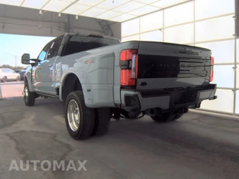 2025 Ford Super Duty F-450 Platinum Crew Cab Long Bed DRW - miniatura 6