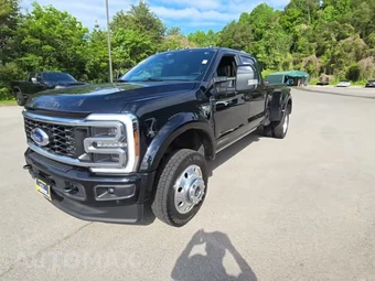 2025 Ford Super Duty F-450 Platinum Crew Cab Long Bed DRW