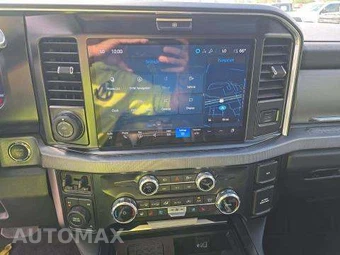 2025 Ford Super Duty F-450 Platinum Crew Cab Long Bed DRW - miniatura 11