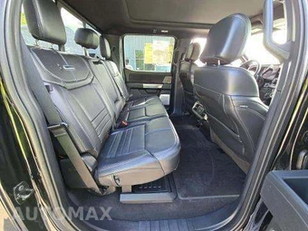 2025 Ford Super Duty F-450 Platinum Crew Cab Long Bed DRW - miniatura 17