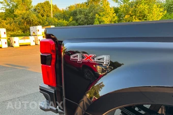 2025 Ford Super Duty F-450 XL Crew Cab Long Bed DRW - miniatura 17