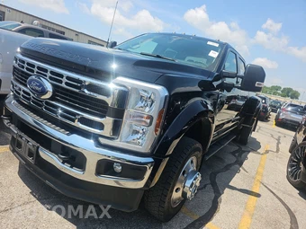 2025 Ford Super Duty F-450 XLT Crew Cab Long Bed DRW