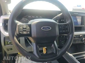 2025 Ford Super Duty F-450 XLT Crew Cab Long Bed DRW - miniatura 10