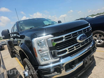2025 Ford Super Duty F-450 XLT Crew Cab Long Bed DRW - miniatura 3